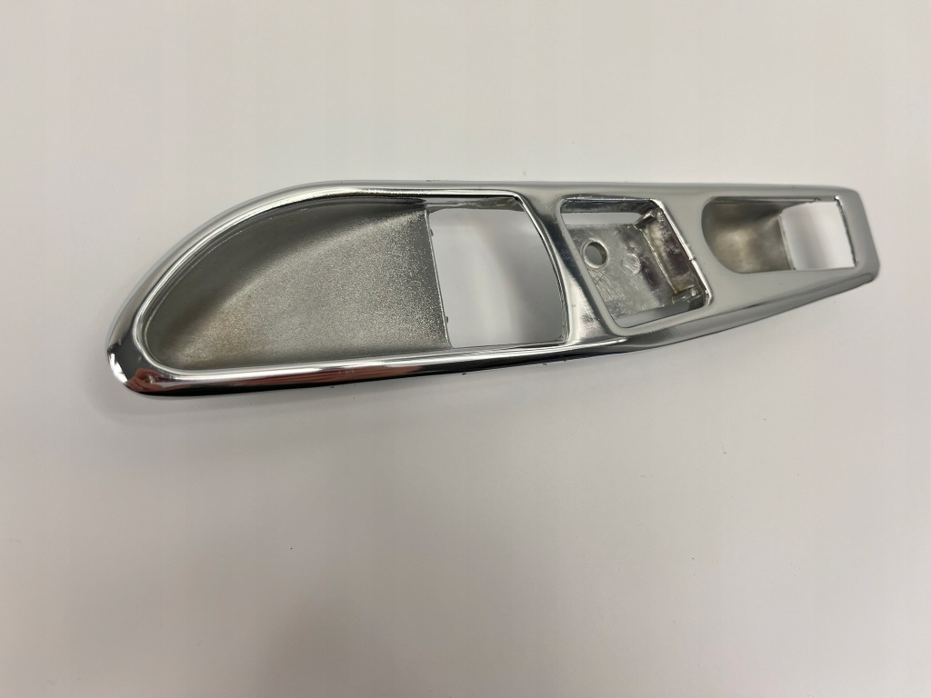 Захист корпус ручка права mercedes r107 sl Доставка