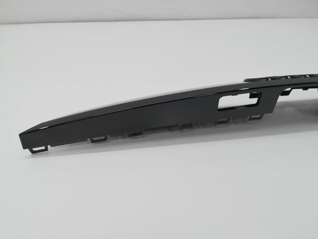 фото №5, Молдинг накладка крышки audi rsq8 sq8 4m8 задняя