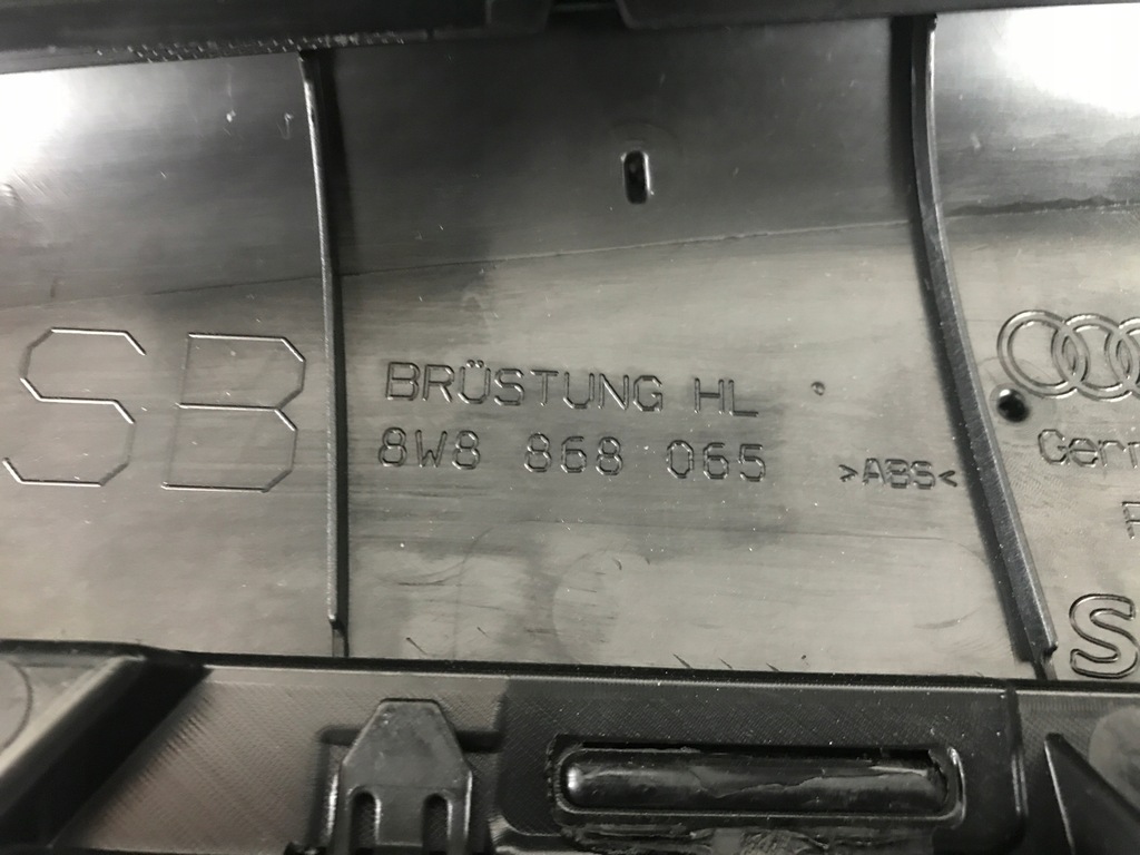 фото №8, Оббивка обшивка двері bang olufsen audi rs5 s5 a5