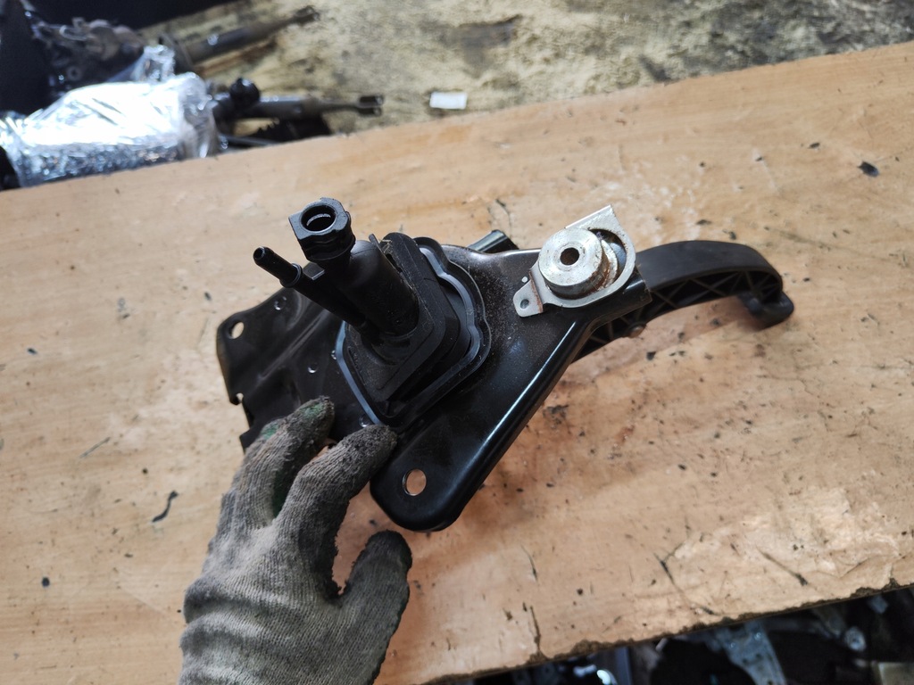 фото №5, Ford s-max mk1 педаль потенциометр помпа сцепления europa