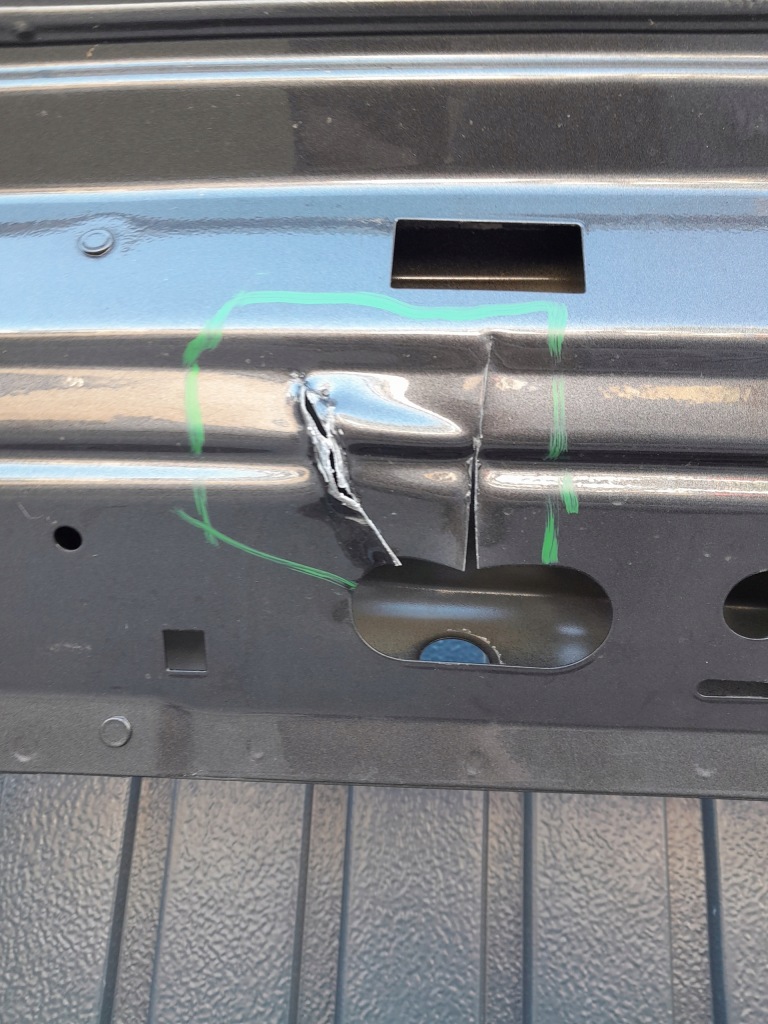 фото №14, Кришка багажника задня задня vw volkswagen touareg iii 760