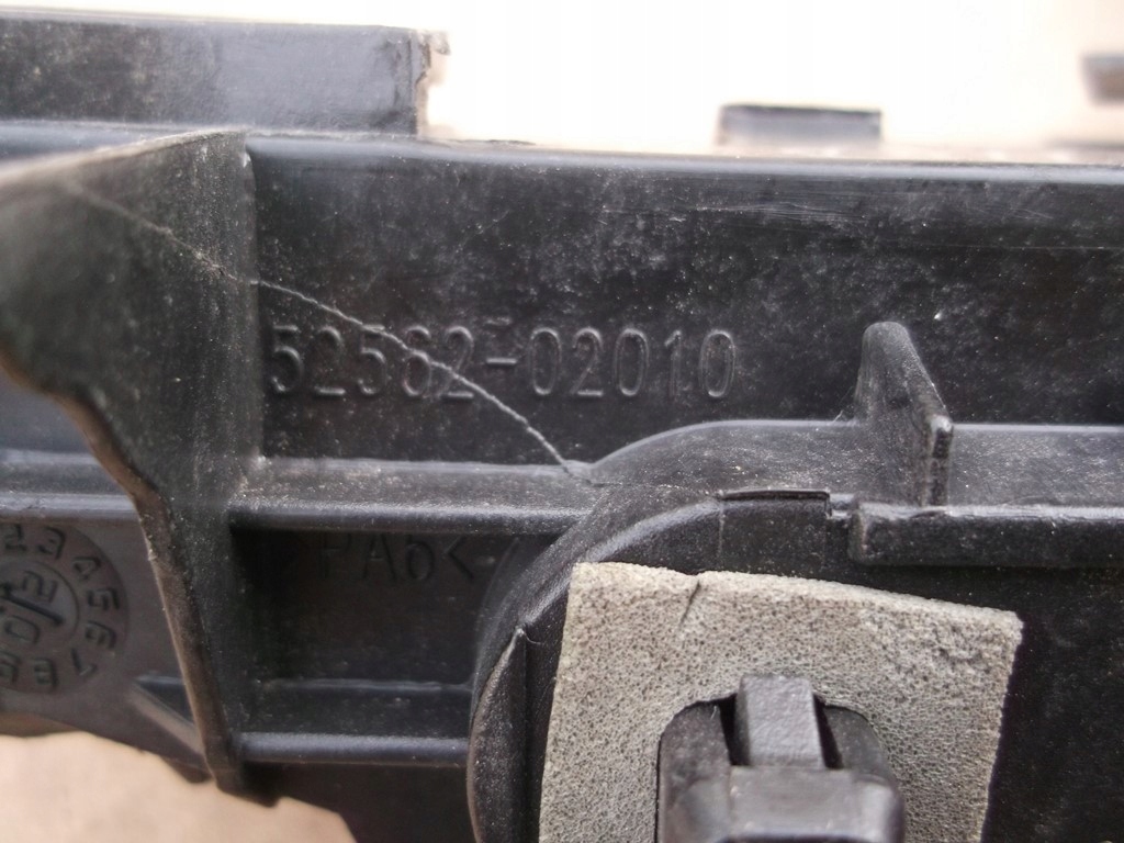 фото №7, Toyota corolla e12 направляющая бампера лампы задняя