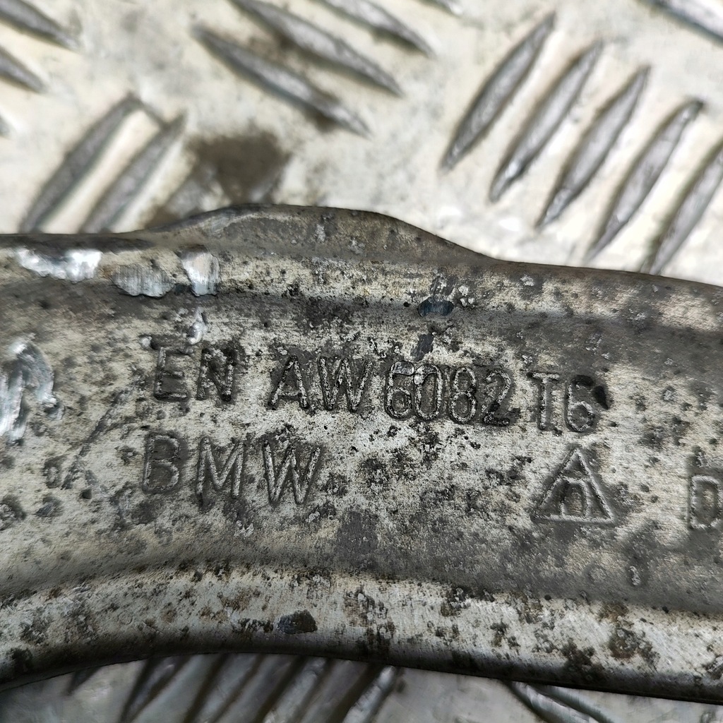 фото №7, Рычаг верхний передний правый bmw x6 e71, e72 2413488 32803437 3.0l 225kw