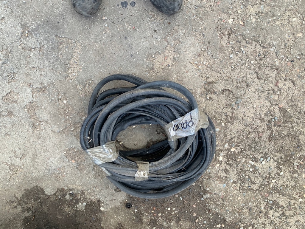 фото №3, Ущільнювачі двері кришки задня albra palio lift orygina