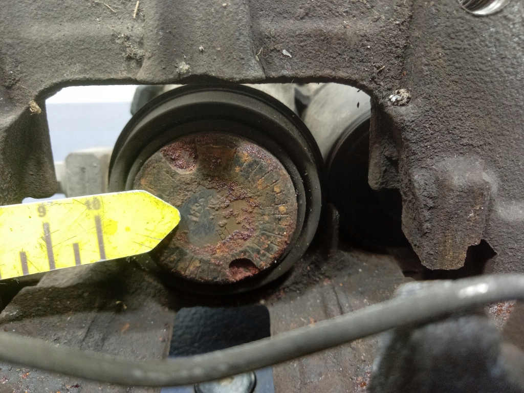 фото №8, Volvo xc60 ii xc90 ii суппорт задняя правый задний скоба 31687555