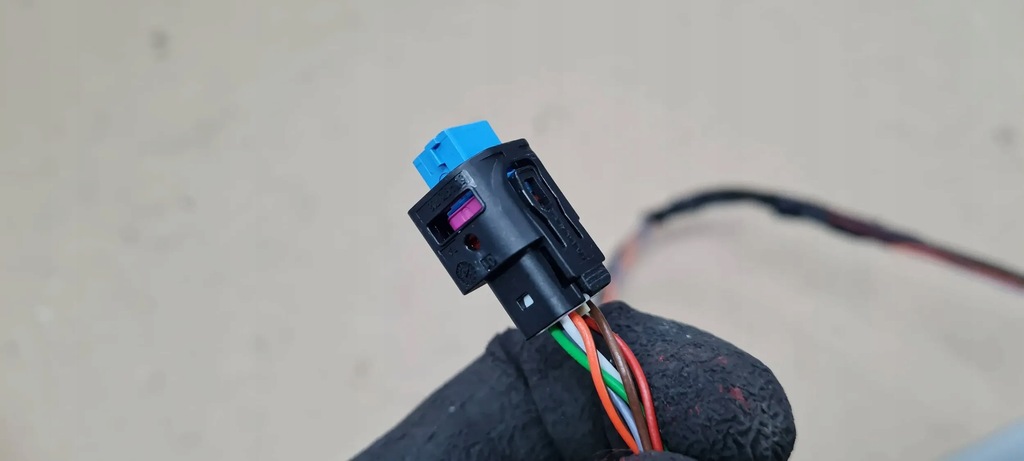 фото №8, S3 8y a3 штекер камеры крышки багажника задняя 5wa973708 vw audi