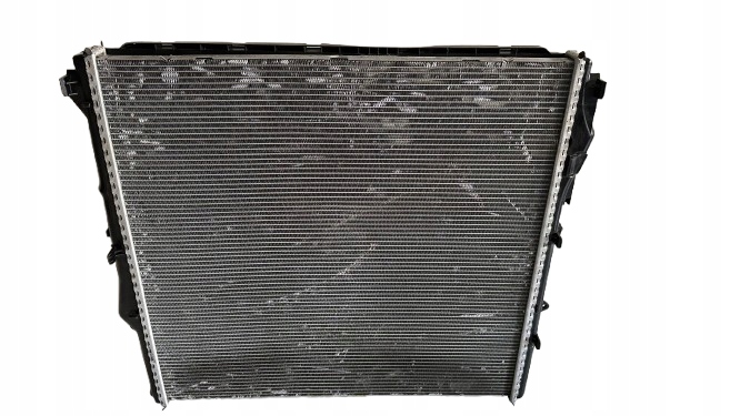 фото №1, Mercedes радиатор wody a9075001200 sprinter 907 910