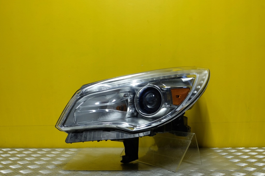 Купить Buick enclave 2013- фара лампа ксенон l usa