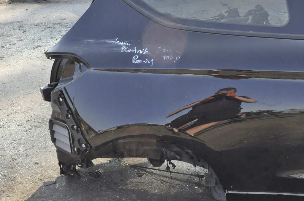 фото №3, Ford fiesta mk8 четверть крыло правый задняя задний