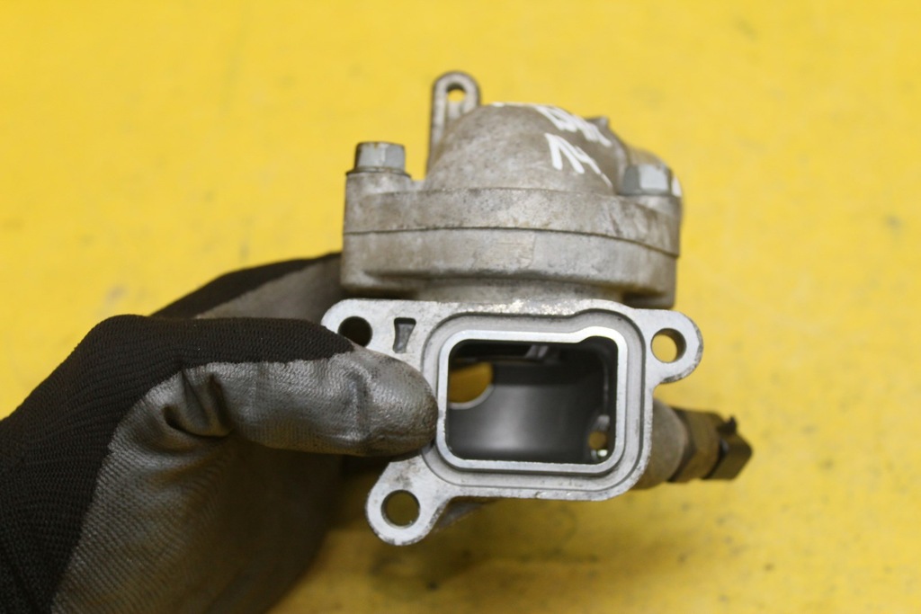 фото №6, Корпус термостата hyundai i20 1.4 crdi d4fc