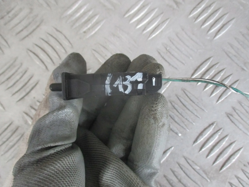 фото №6, Датчик бардачка лампа 81260-33030 toyota corolla verso ii 2.2 d 04-09 r.