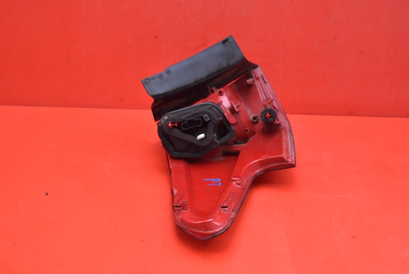 фото №6, Лампа права задня задня vp8x8x-13404-ax citroen c5 ii x7 iii kombi 08-17