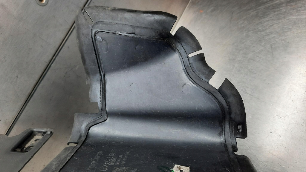 фото №5, Воздуховод воздуха правая 31323243 volvo xc70 v70 iii s80 ii 08-16r