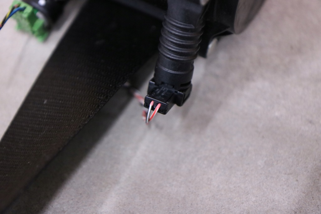 Bmw x1 f48 x2 f39 ремень безопасности левый  перед передний чёрный америка 7428111 Цена