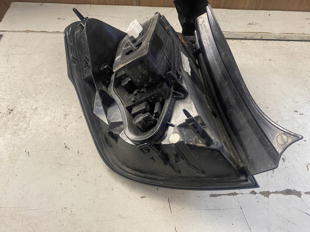 фото №10, Citroen c3 ii lift лампа правий задня 9803928480