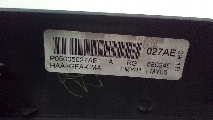 фото №10, Панель обдув i ac консоль voyager iv 05009180aa