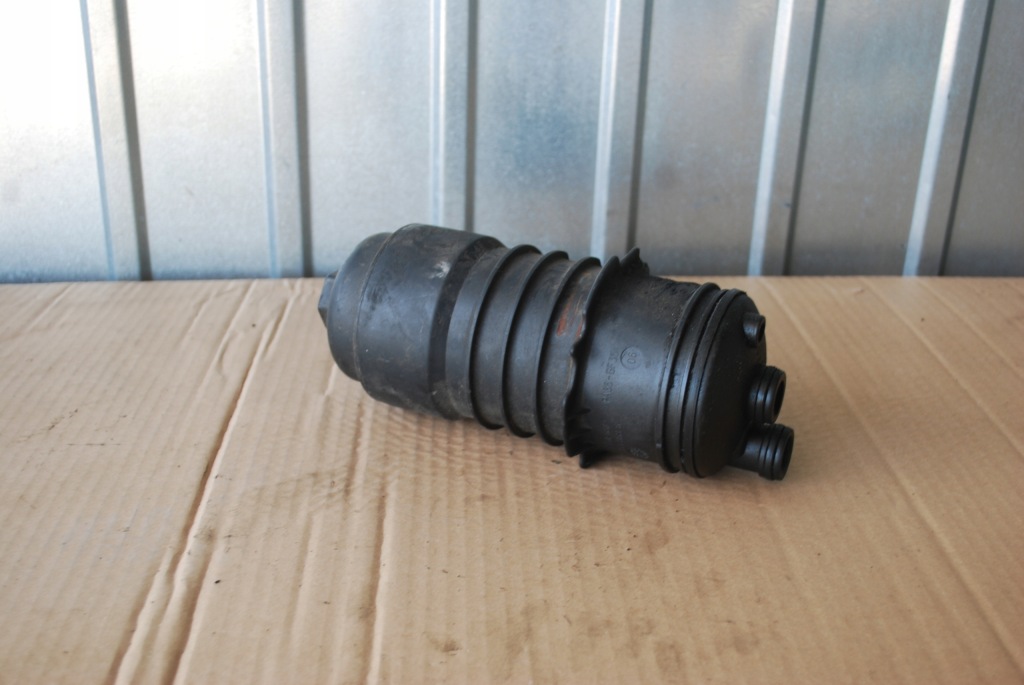 фото №1, Корпус фильтра масла audi a6 c6 3.0 tdi 8558686