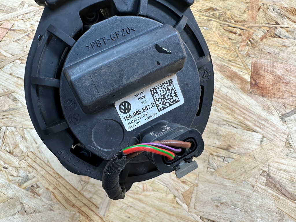 фото №11, Дополнительная насос wody vw id3 id4 id.3 id.4 cupra born 1ea965567d