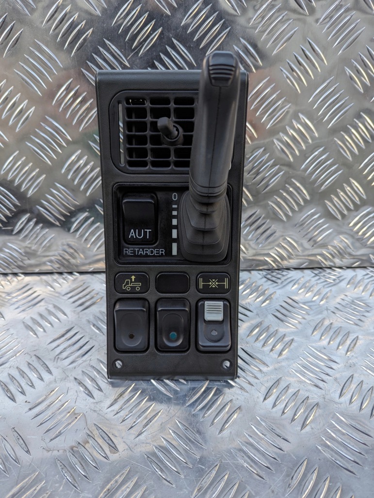 фото №1, Панель кнопки панель приладів важіль ретардер scania 4 / 124