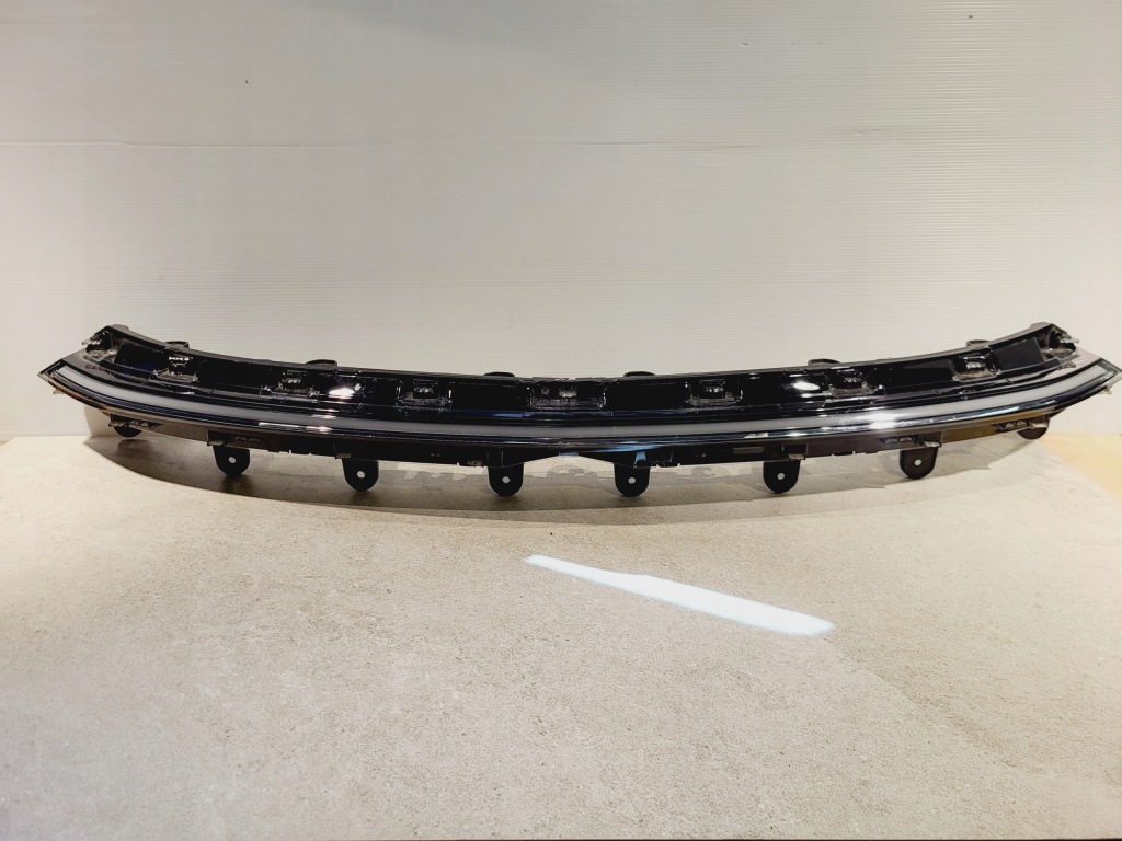 Купити Mg marvel r 20- лампа перед передня led drl накладка 10934255