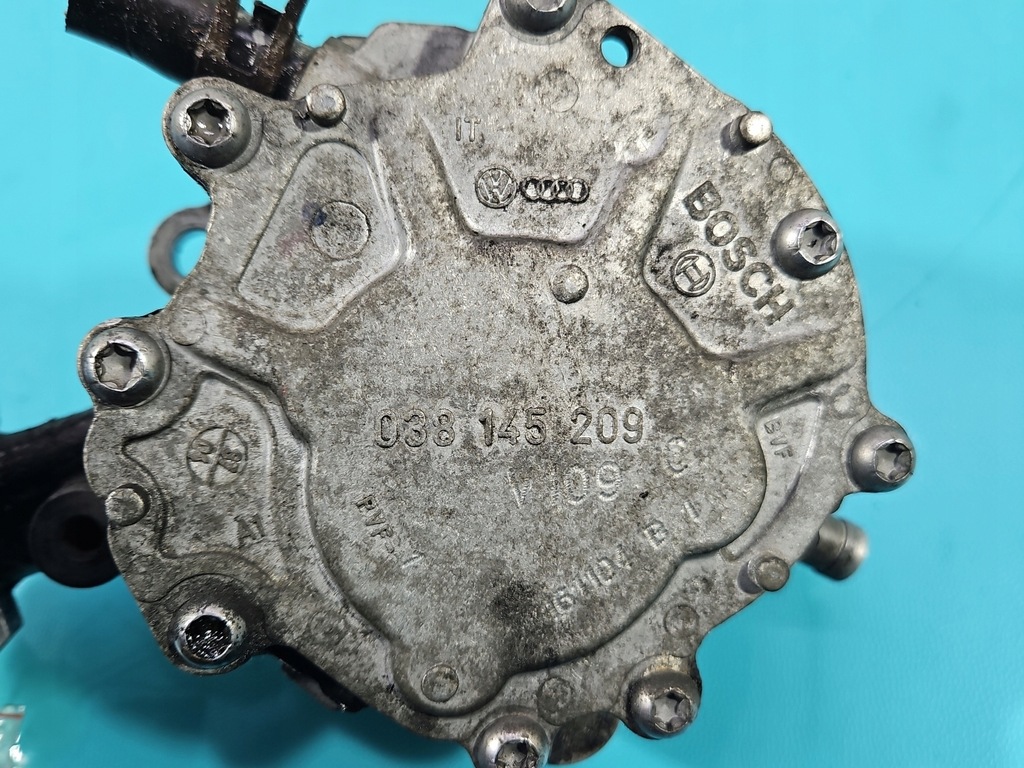 фото №7, Насос вакуум audi a4 b7 038145209c 1.9 tdi