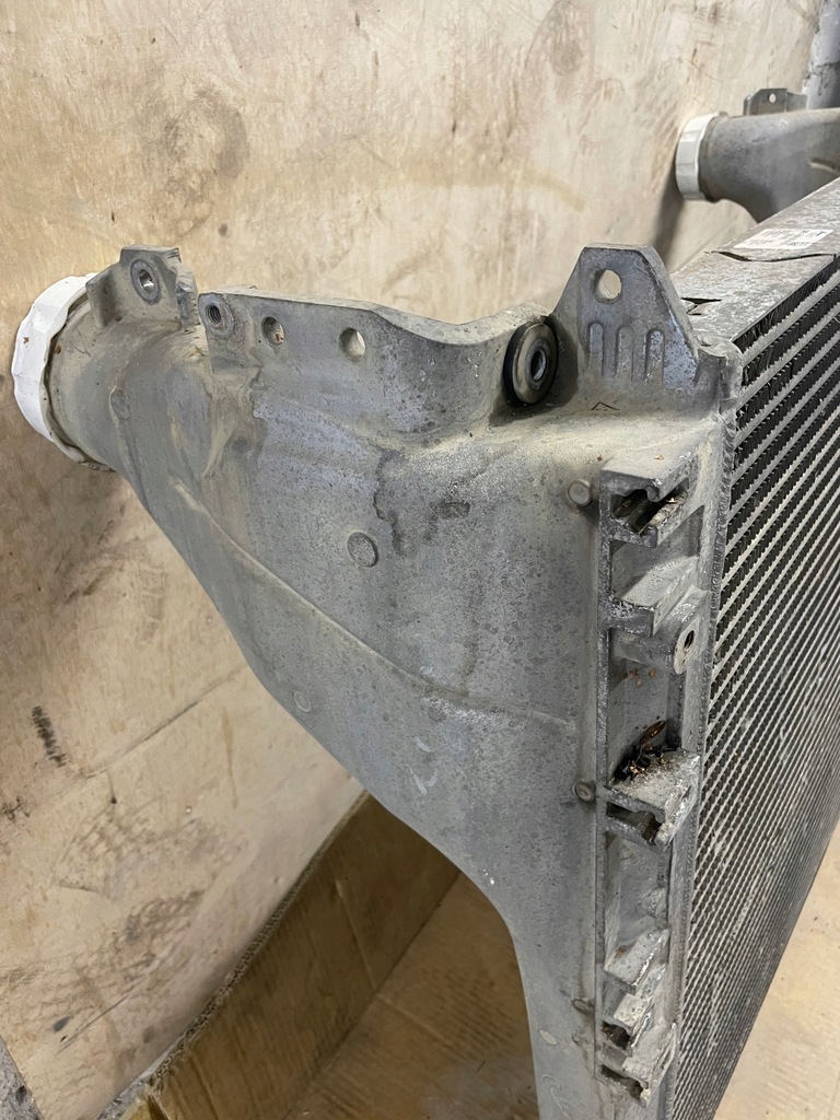 фото №5, Радиатор воздуха интеркулер mercedes actros mp4