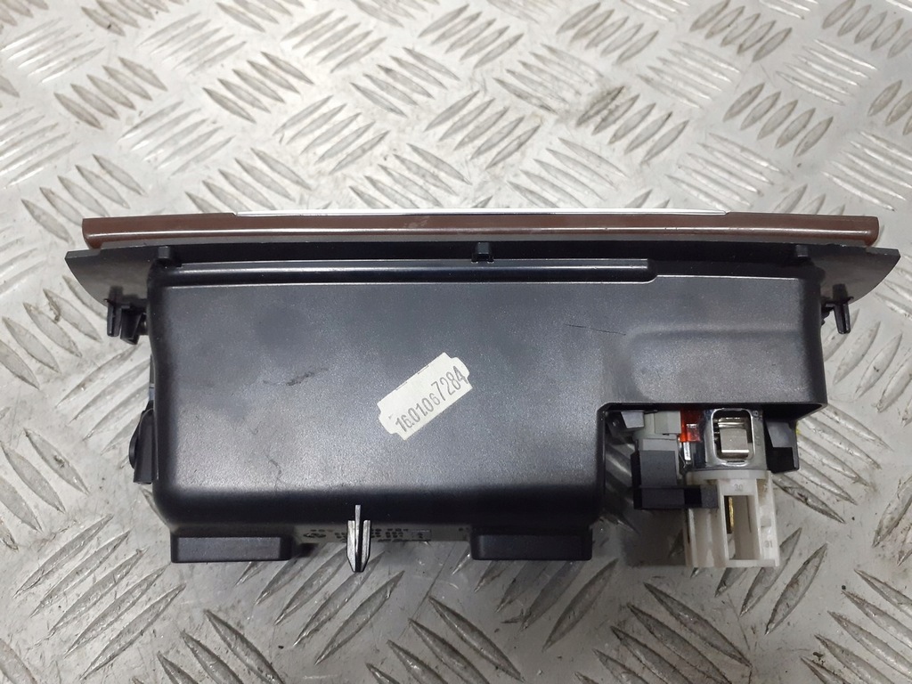 фото №3, Пепельница vw passat b6