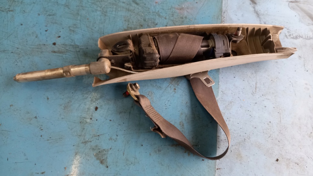 фото №2, Pas безпеки volvo v40 правий перед