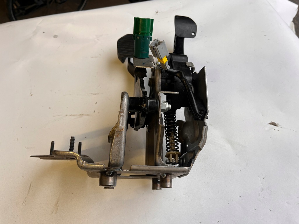 фото №3, Citroen cactus c4 педали основание