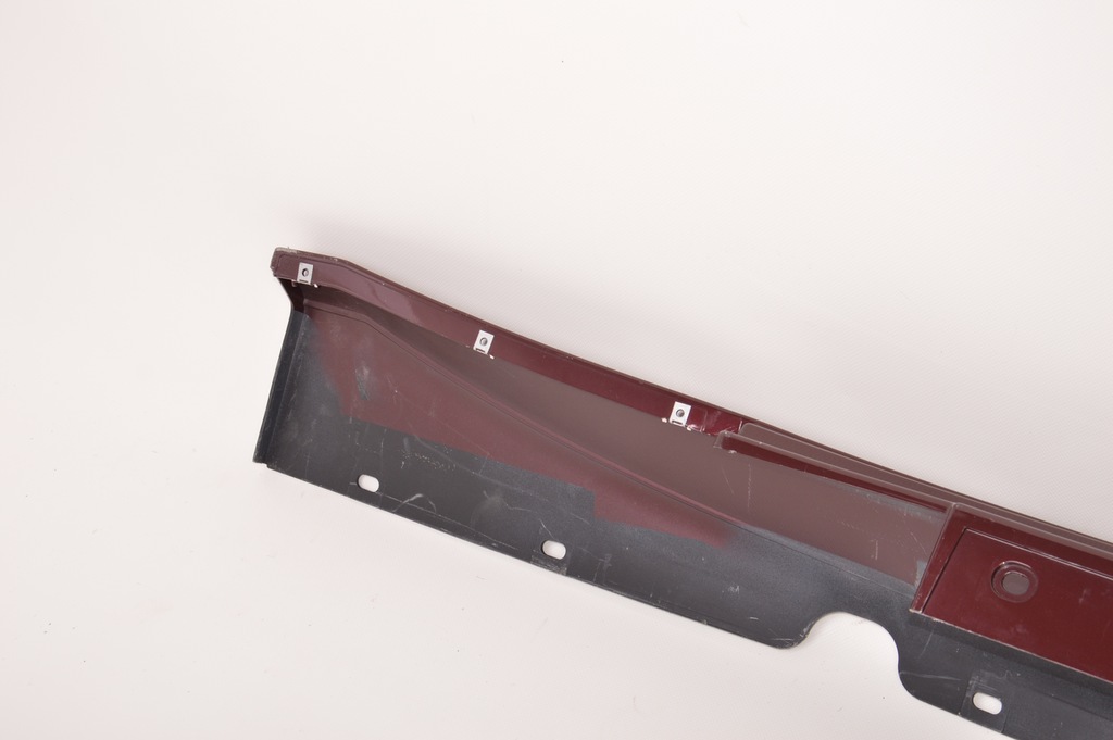 фото №6, Maserati granturismo молдинг накладка порог правая