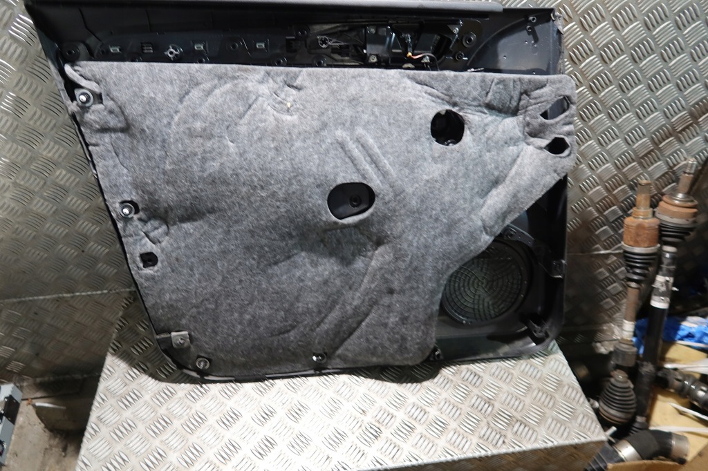 фото №4, Audi sq5 q5 8r lift обшивка дверь правый перед alcantara