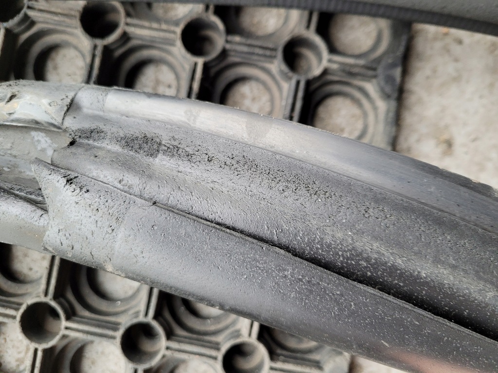 фото №7, Honda crx del sol 92-98 ущільнювачі дах