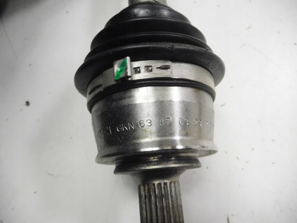 Привідний вал lancia ypsilon 843 оригінальний номер 71791777 Ціна