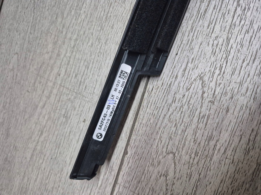 13377. bmw x1 u11 молдинг zganiająca ліва перед 5a2fc37 Київ