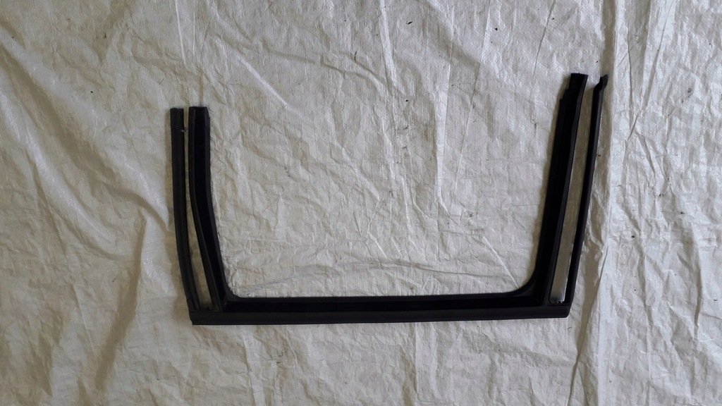 фото №10, Vw passat b6 прокладка двері перед задня рамка двері