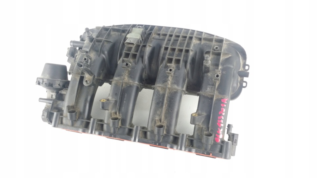 фото №1, Audi 1.8 tfsi колектор всмоктуючий 06k133201a