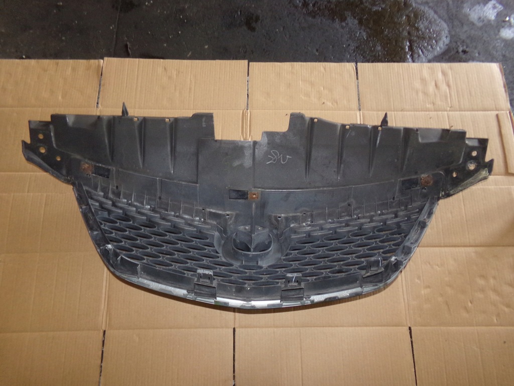 фото №2, Решётка радиатора решётка радиатора rzód mazda mpv ii 02-06r.