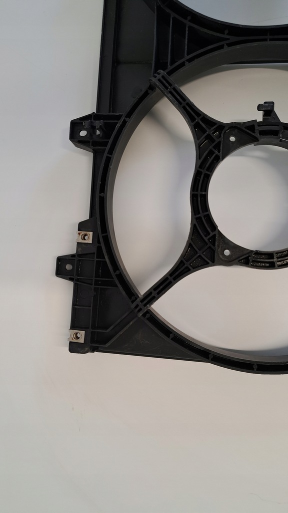 фото №8, Корпус вентиляторов subaru forester ii