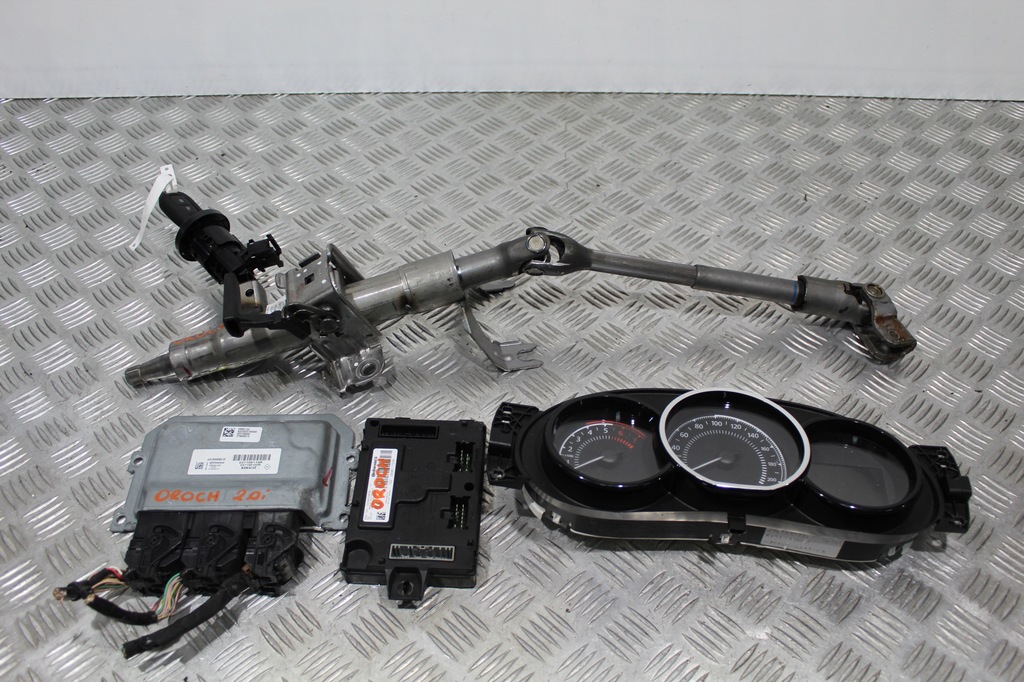 фото №1, Набор стартовый бортовой компьютер замок зажигания duster oroch