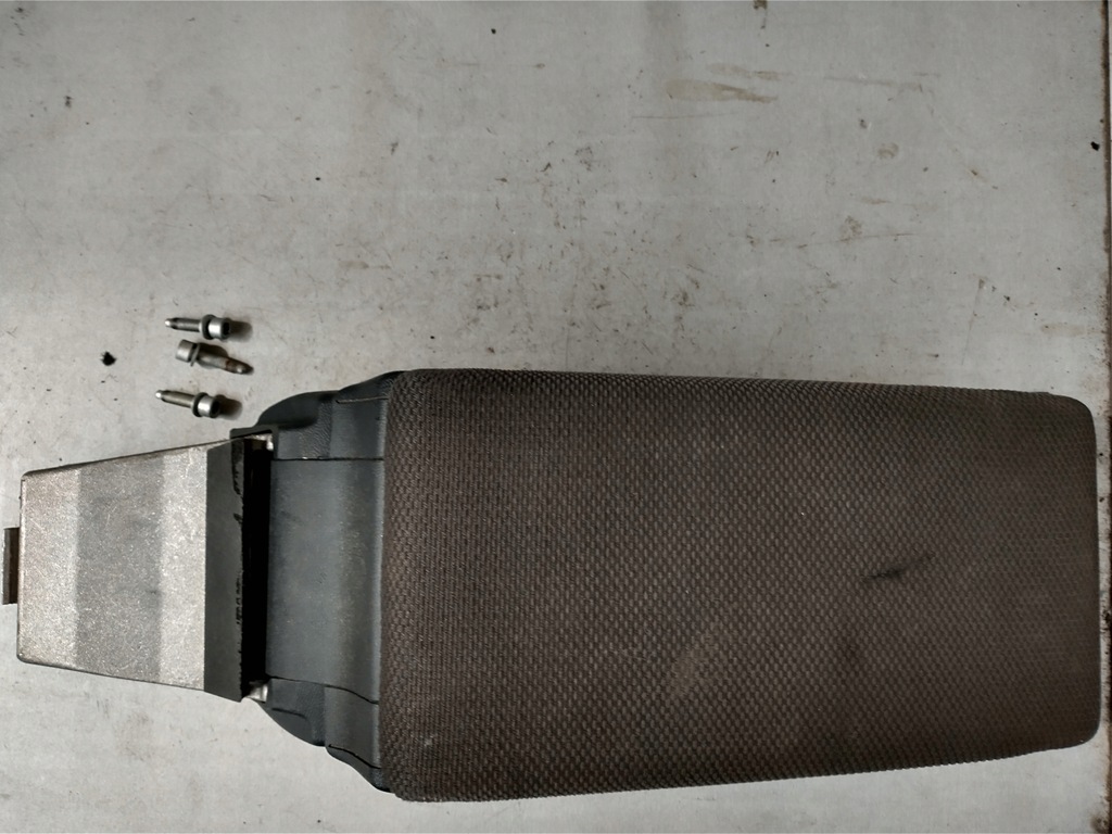 фото №1, Подлокотник fiat stilo 1.6 38446