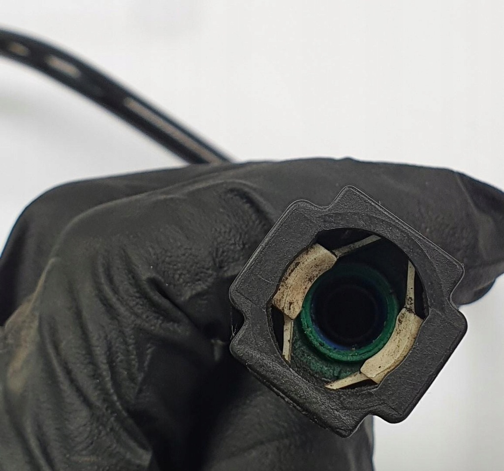 фото №3, Труба трубка топлива mitsubishi space star 1.9 did