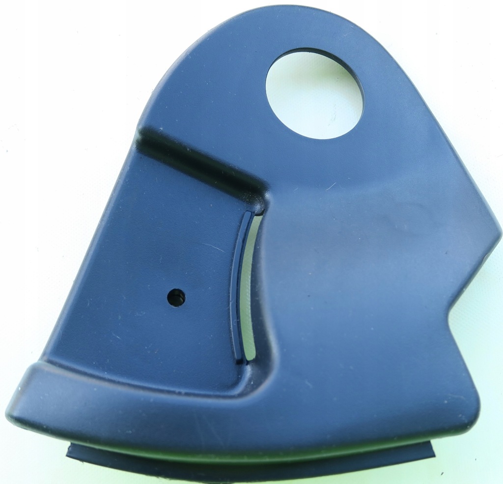 фото №1, Пластик чёрный сиденье перед audi tt 8n