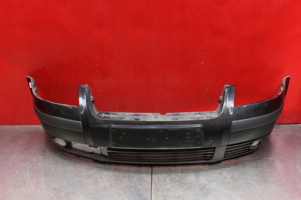 фото №1, Бампер перед передний чёрный vw passat b5 lift 00-05