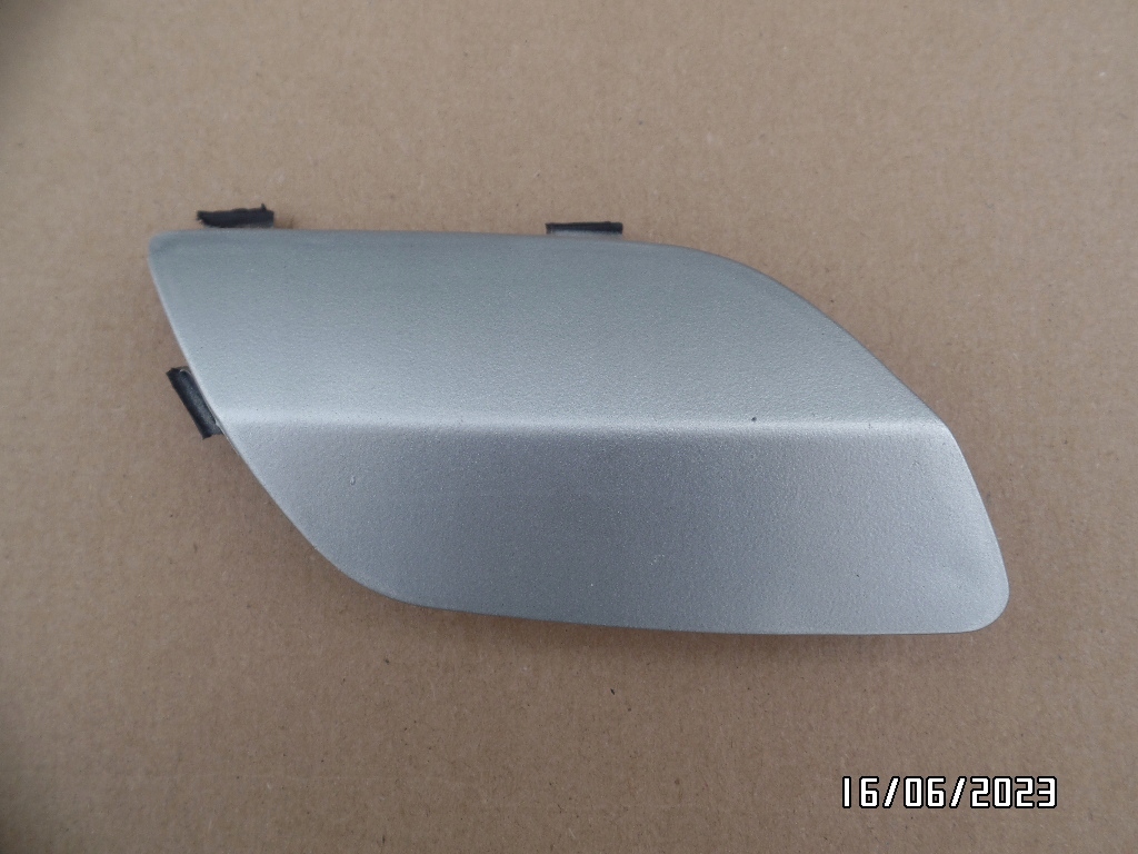 фото №1, Заглушка распылителя правая opel astra iii cabrio