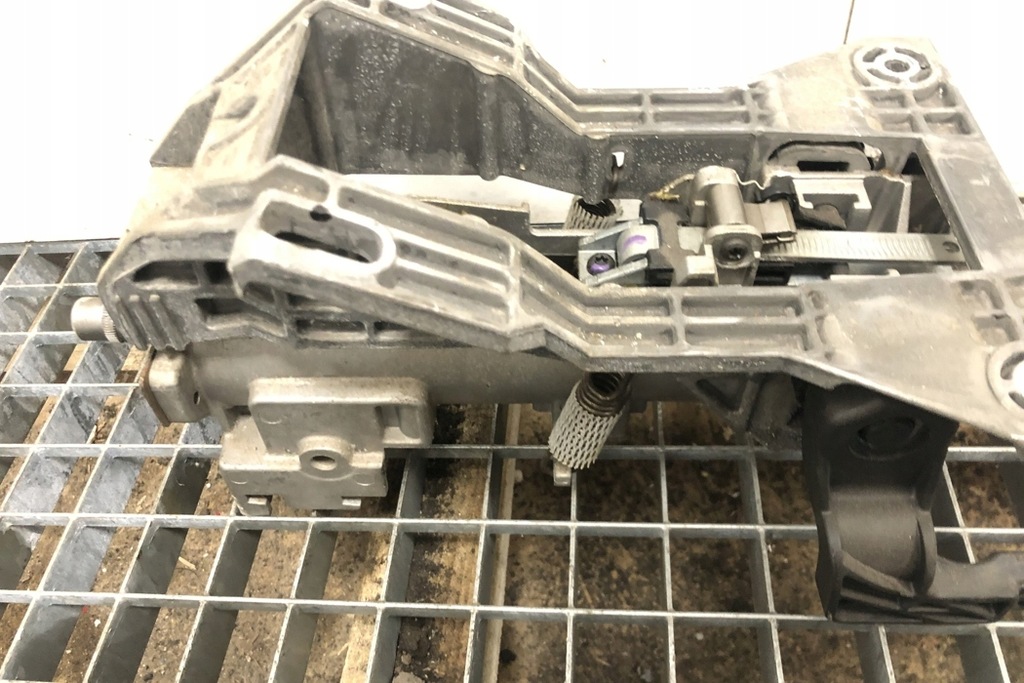 фото №12, Механизм руля chevrolet camaro 84069893 3.6l бензиновый 250kw 2017