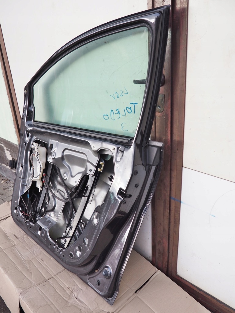 фото №9, Seat toledo 3 двері праве перед передні колір ls5v