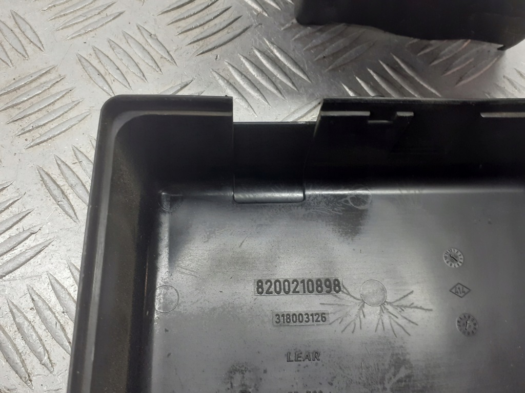 фото №4, Коробка предохранителей renault laguna ii 1.9 dci 8200674197