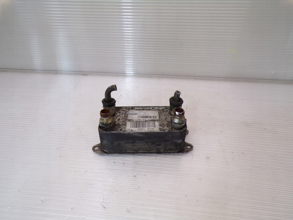 фото №1, Радиатор масла mercedes w204 slk r 172 0995001100