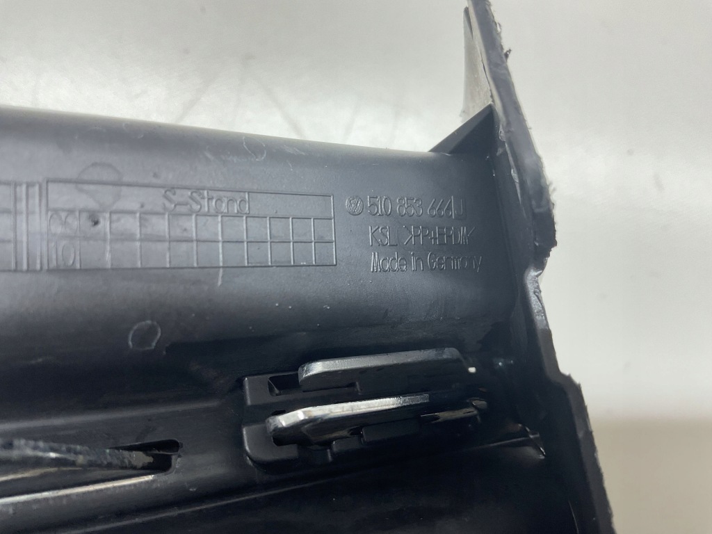 фото №8, Vw golf vii sportsvan lift 2018 - решётка правая бампера перед 510853666j