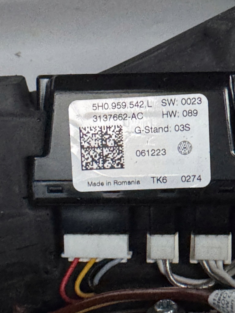 фото №7, Vw golf 8 passat tiguan воздуховод мультифункция czarna 5h0959542l